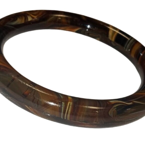 Chic Earth-Toned Bangle – Neutral Elegance - Picture 2 of 2